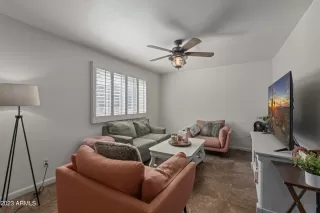 Photo #5: 6527873 Listing