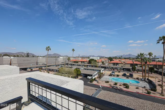 MLS: 6527937 Condo For Sale