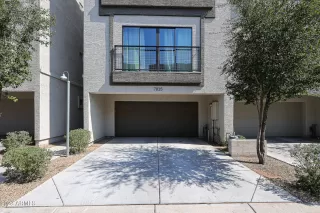 Photo #2: 6527937 Listing 