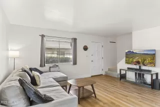 Photo #2: 6528032 Listing