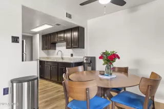 Photo #4: 6528032 Listing