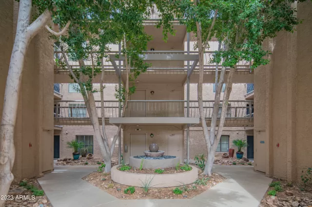 MLS: 6528226 Condo For Sale