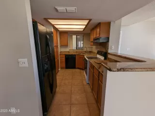 Photo #5: 6528281 Listing