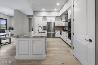 Photo #1: 6528353 Listing 