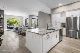 Photo #5: 6528353 Listing 