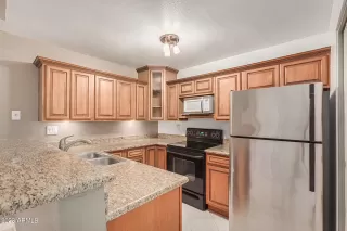 Photo #2: 6528424 Listing 