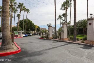 Photo #2: 6528579 Listing