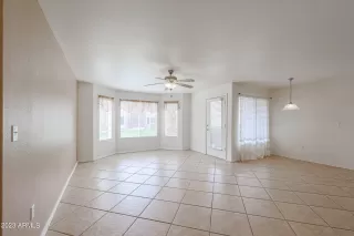 Photo #6: 6528579 Listing