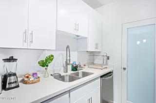 Photo #3: 6528645 Listing