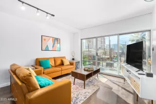 Photo #6: 6528645 Listing