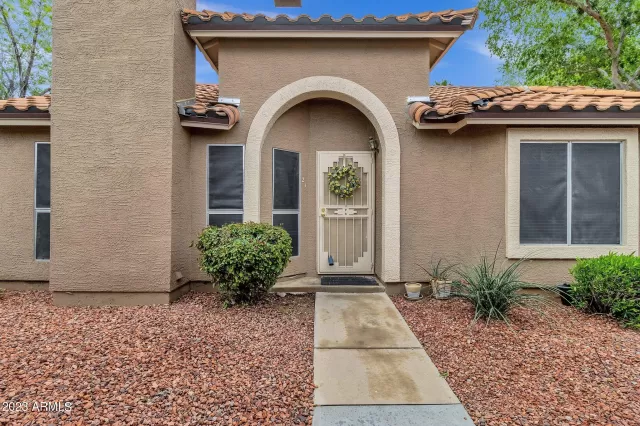 MLS: 6528646 Condo For Sale