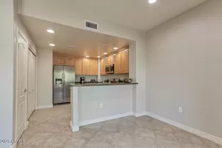 Photo #4: 6528659 Listing