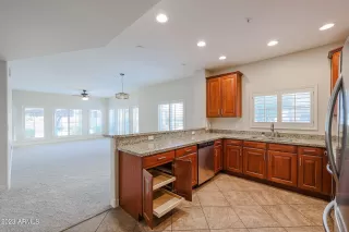 Photo #1: 6528804 Listing 