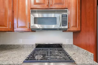 Photo #3: 6528804 Listing 