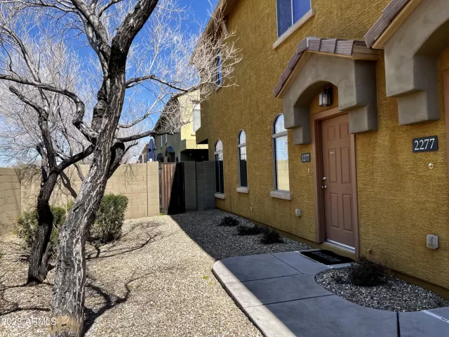 MLS: 6528918 Condo For Sale