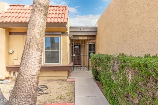 Photo #3: 6528966 Listing