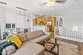 Photo #6: 6529024 Listing