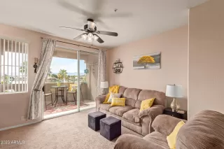 Photo #2: 6529055 Listing