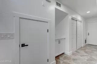 Photo #2: 6529122 Listing