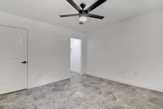 Photo #3: 6529122 Listing