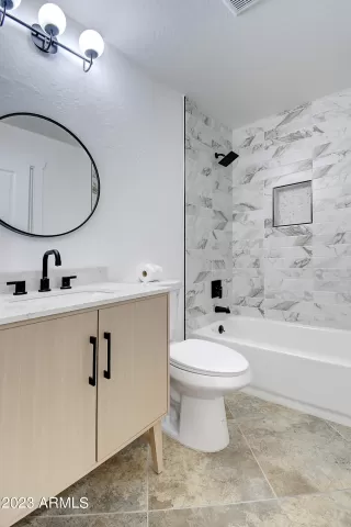 Photo #5: 6529122 Listing