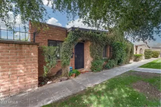 Photo #4: 6529125 Listing