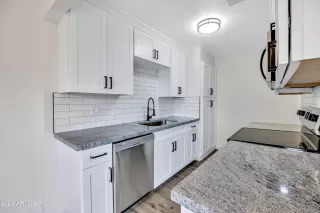 Photo #4: 6529292 Listing