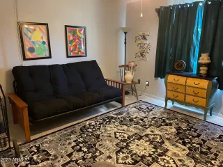 Photo #5: 6529415 Listing