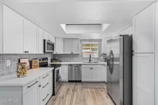 Photo #2: 6529486 Listing 