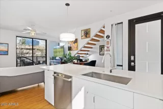 Photo #4: 6529532 Listing 