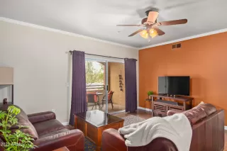 Photo #2: 6529546 Listing