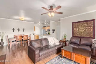 Photo #4: 6529546 Listing