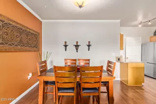 Photo #5: 6529546 Listing