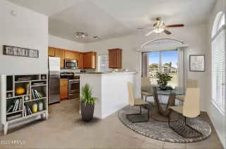 Photo #6: 6529579 Listing