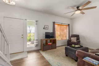 Photo #2: 6529614 Listing