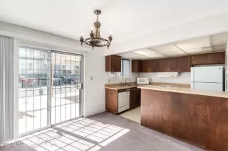 Photo #6: 6529635 Listing