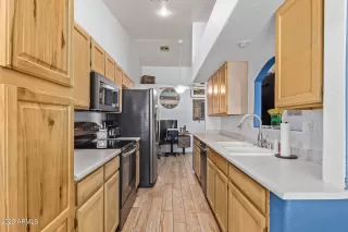 Photo #5: 6529727 Listing 