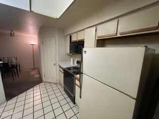 Photo #2: 6529729 Listing