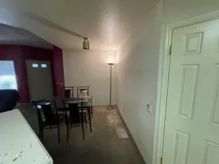 Photo #3: 6529729 Listing