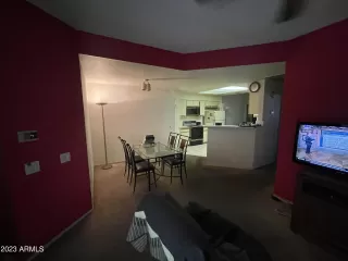 Photo #5: 6529729 Listing