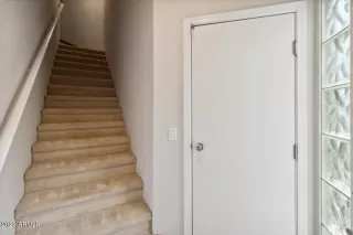 Photo #2: 6529741 Listing