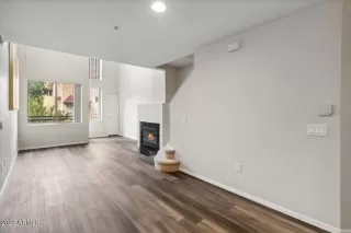 Photo #3: 6529741 Listing