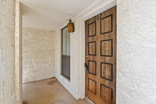 MLS: 6529888 Condo For Sale