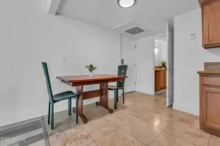 Photo #4: 6529957 Listing