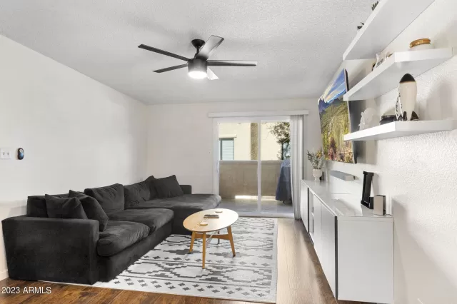 MLS: 6529995 Condo For Sale