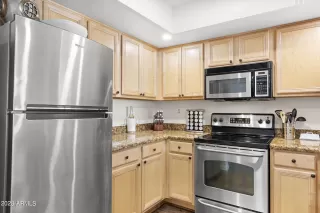 Photo #5: 6529995 Listing 