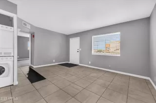 Photo #3: 6530225 Listing