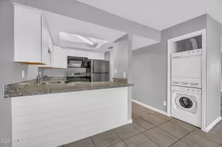 Photo #4: 6530225 Listing