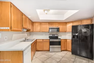 Photo #6: 6530256 Listing