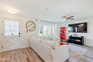 Photo #3: 6530424 Listing